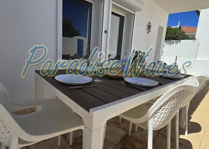 Piscine Privee - By Paradise Waves